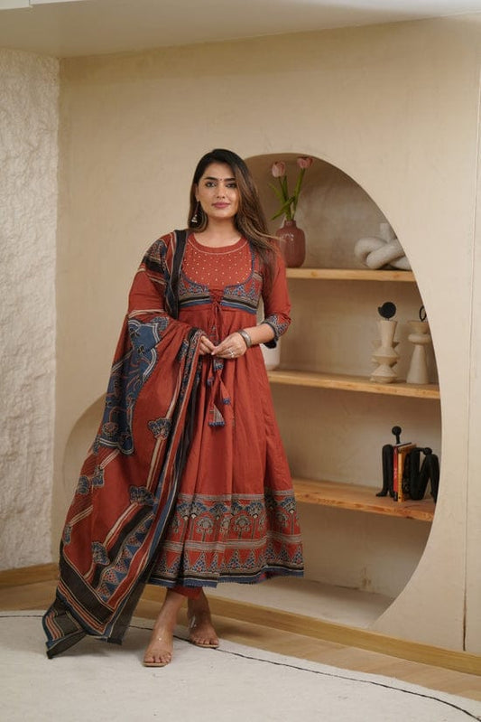 Tradiva premium printed with hand work anarkali kurta set